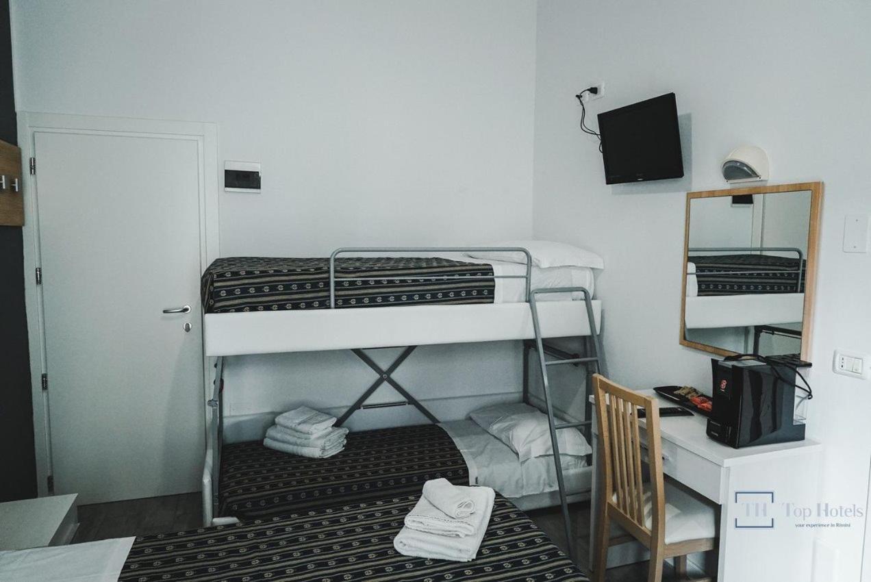 Nautic Beach Hotel Римини Экстерьер фото