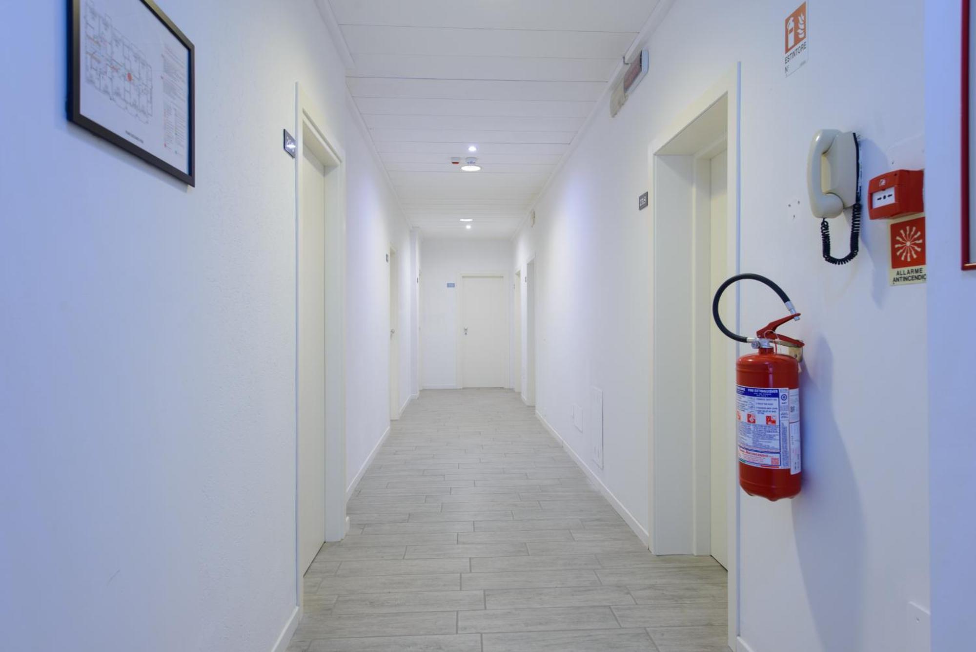 Nautic Beach Hotel Римини Экстерьер фото