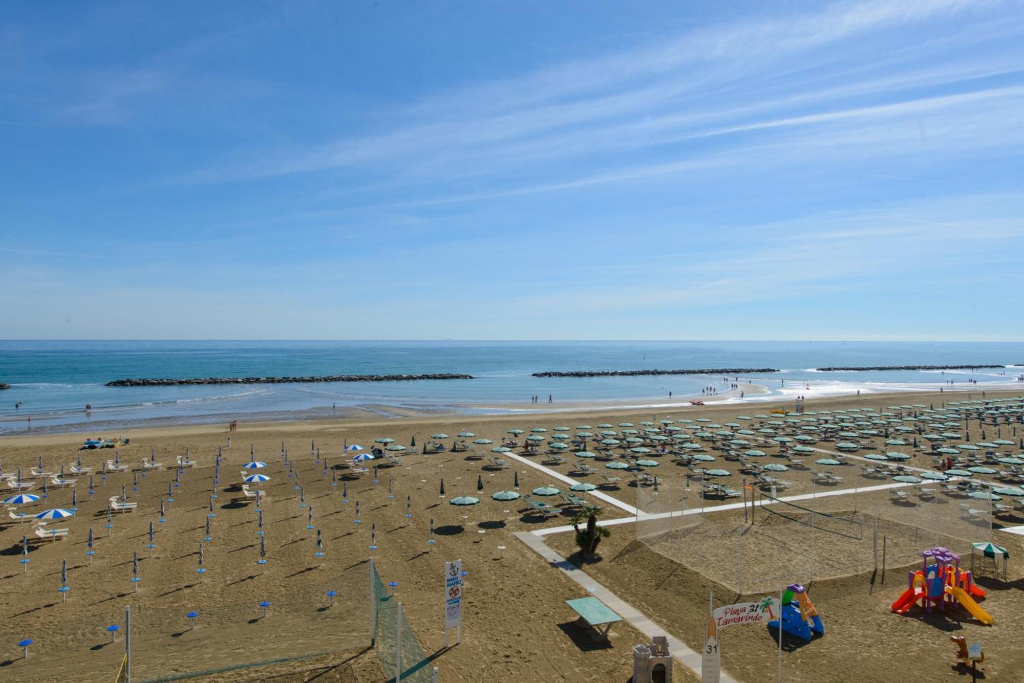 Nautic Beach Hotel Римини Экстерьер фото